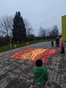 Lāčplēša dienas lāpu gājiens Allažos