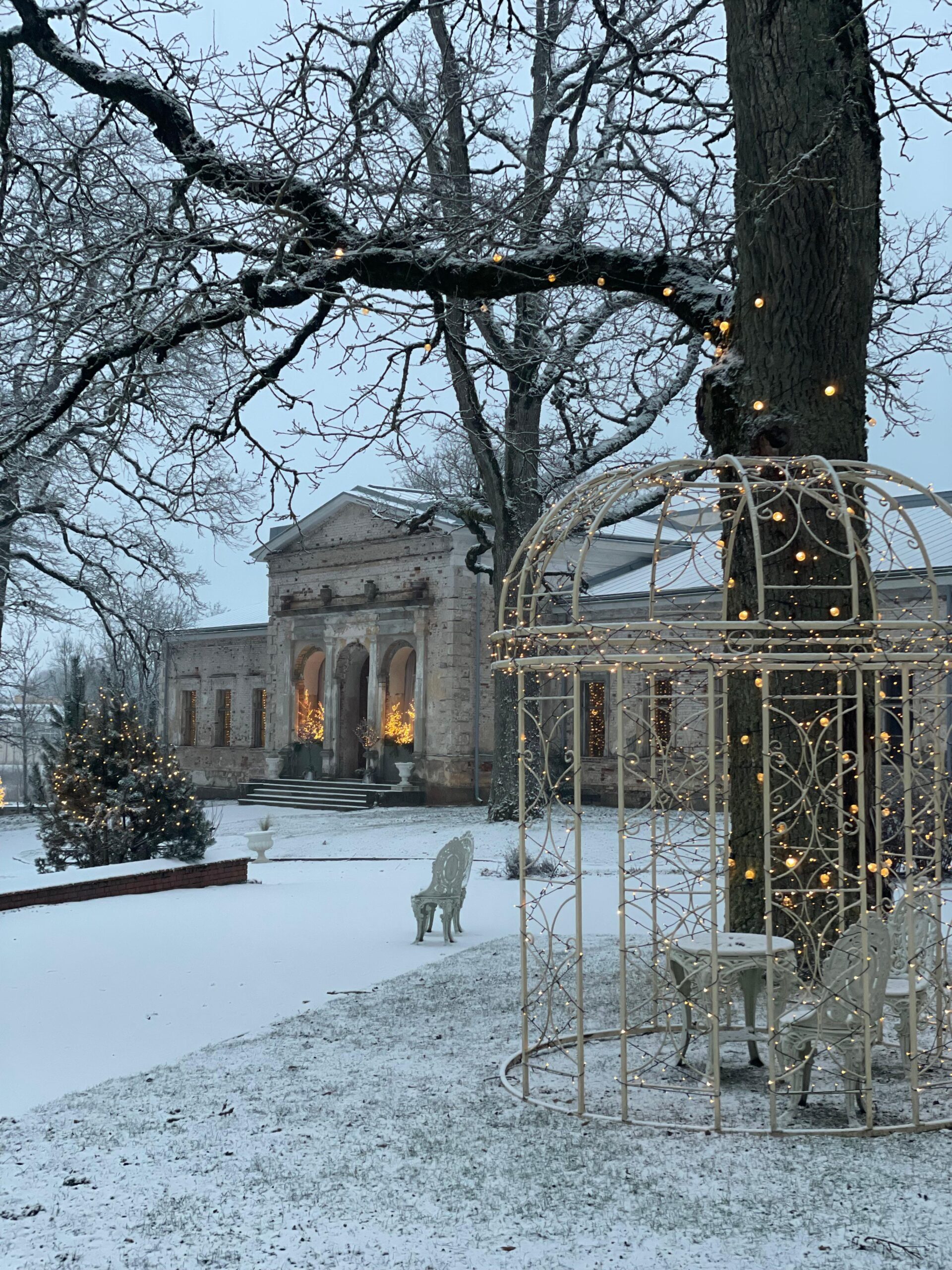 Gaismas objekts “Gaismas māja”