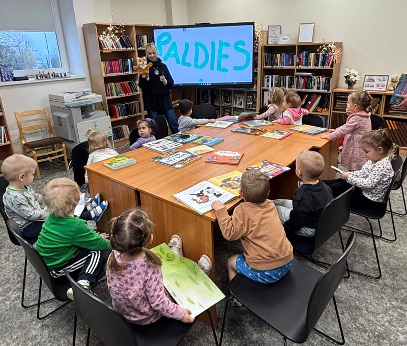 Allažu bibliotēkā aizvadīta “Paldies diena!”