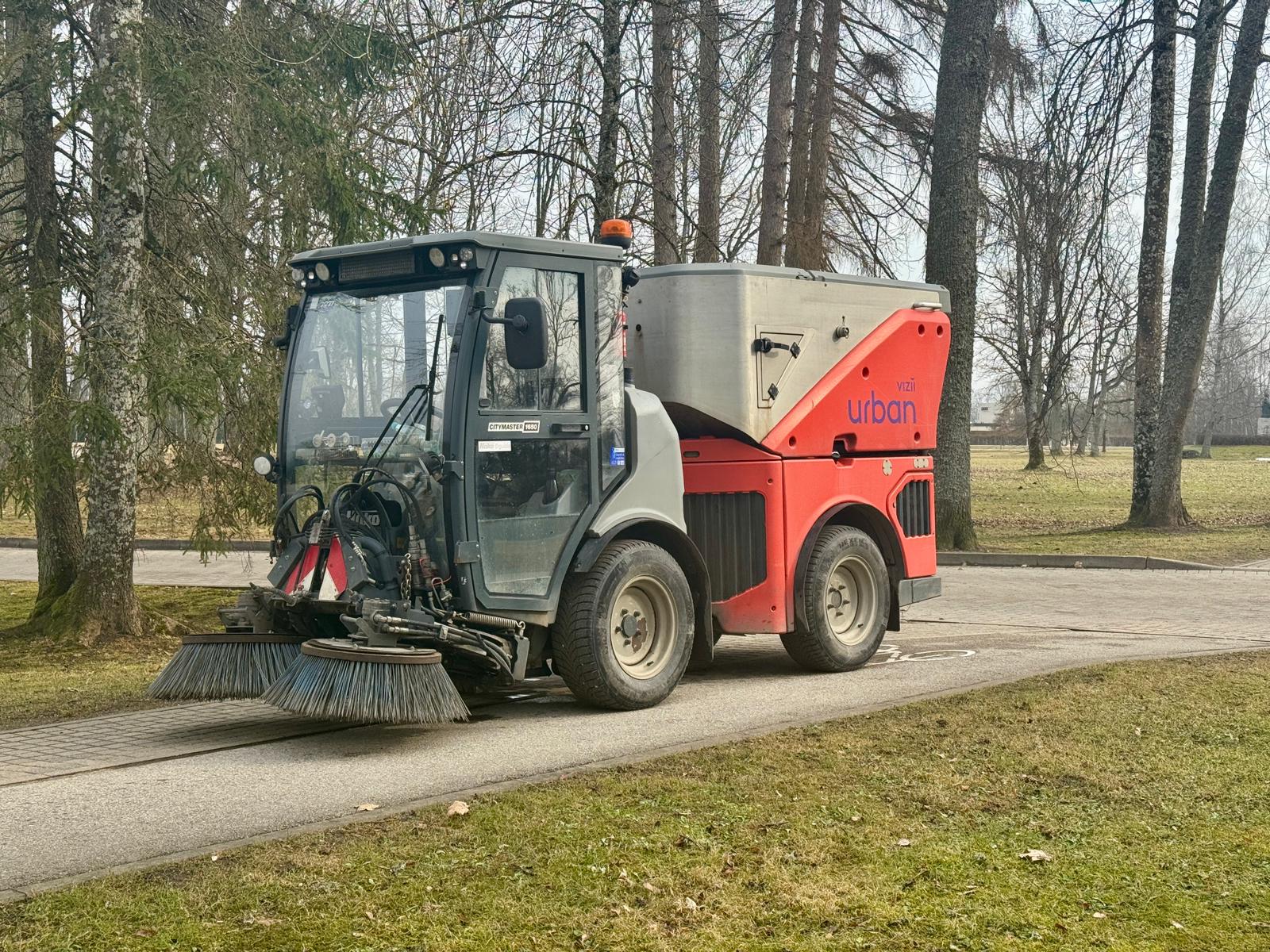 Norit ikgadējie pavasara ceļu un ietvju uzturēšanas darbi