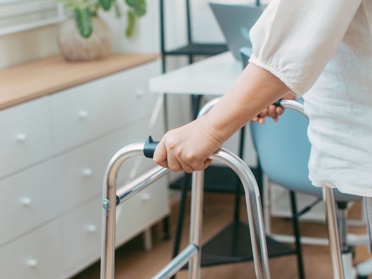 Noteiktas izmaiņas atlīdzības apmērā asistentiem un pavadoņiem personām ar invaliditāti