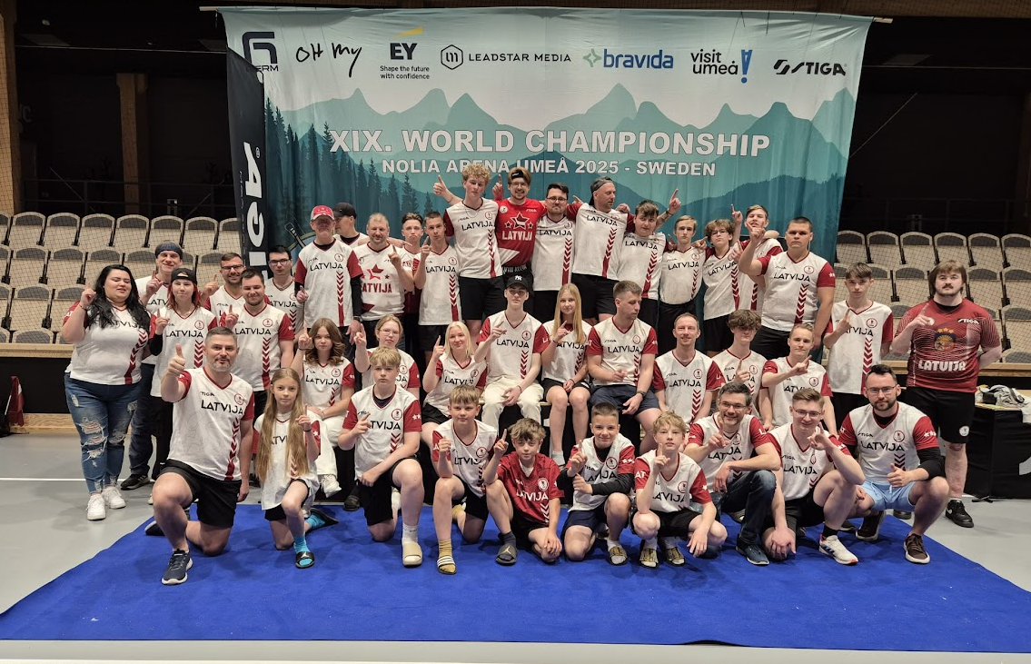 Novadnieki gūst panākumus 19. Pasaules čempionātā galda hokejā