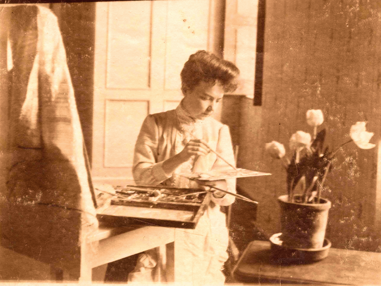 “Rītā ar literatūrzinātnieku” Baiba Vanaga ielūkosies diskusijās un vērtējumos par māksliniecēm Latvijā 20. gadsimta pirmajās desmitgadēs