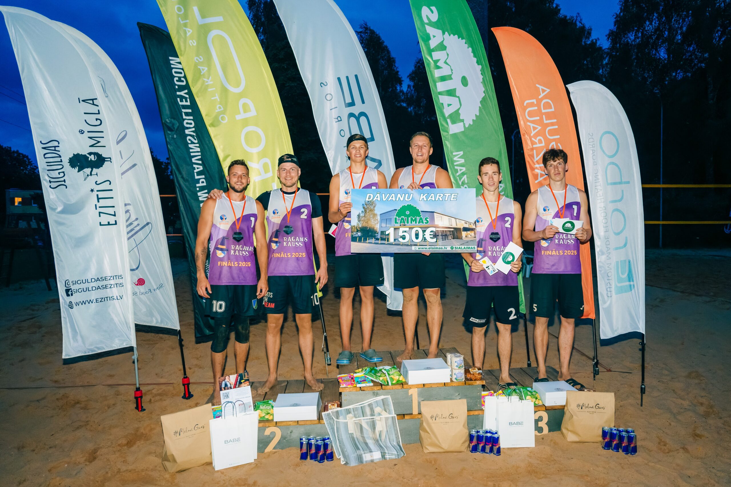 Aizvadīts pludmales volejbola sacensību “Raganas kauss” finālposms