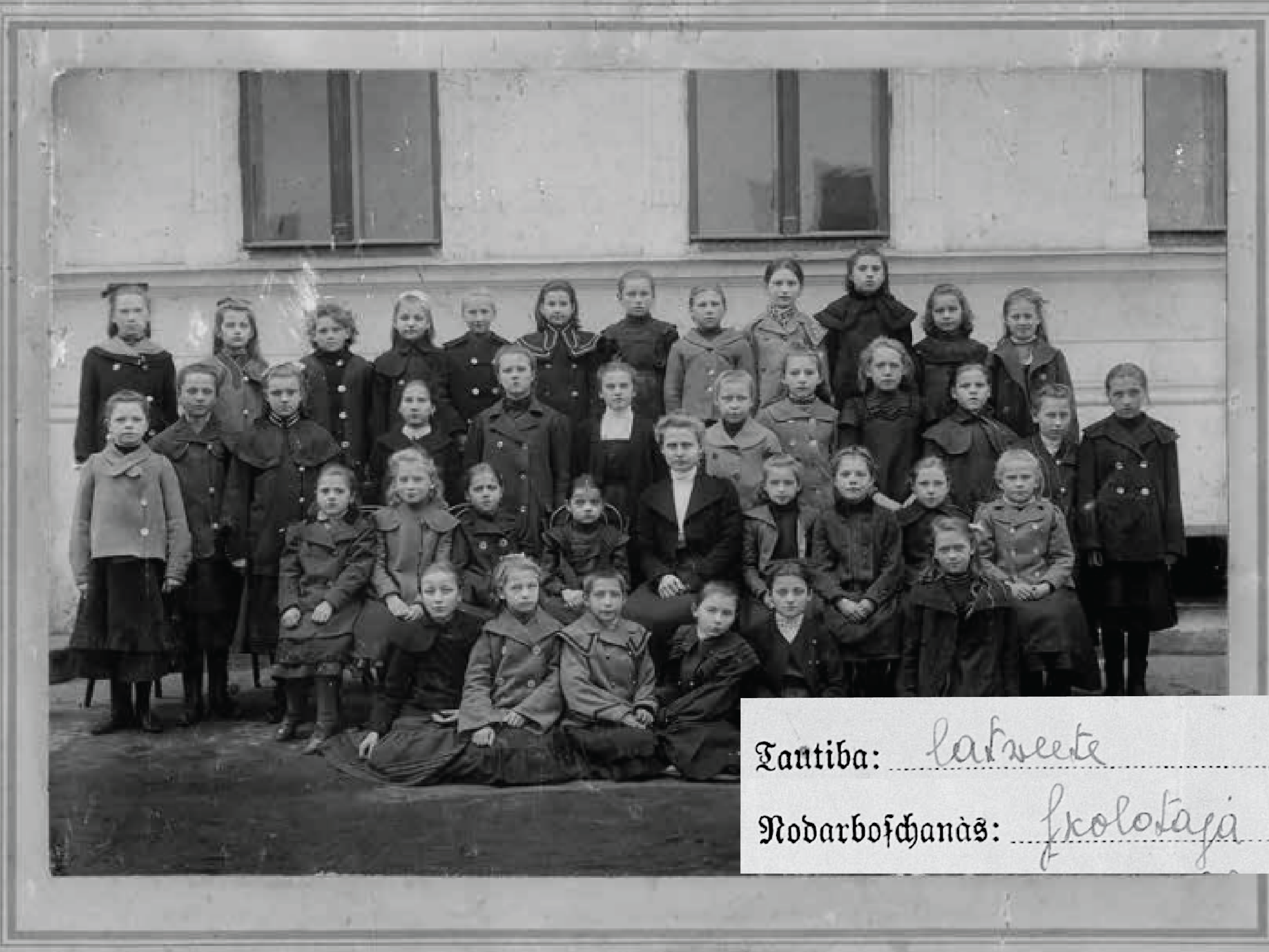 “Rītā ar literatūrzinātnieku” Eva Eglāja-Kristsone stāstīs par skolotājām-sievietēm 20. gadsimta sākumā