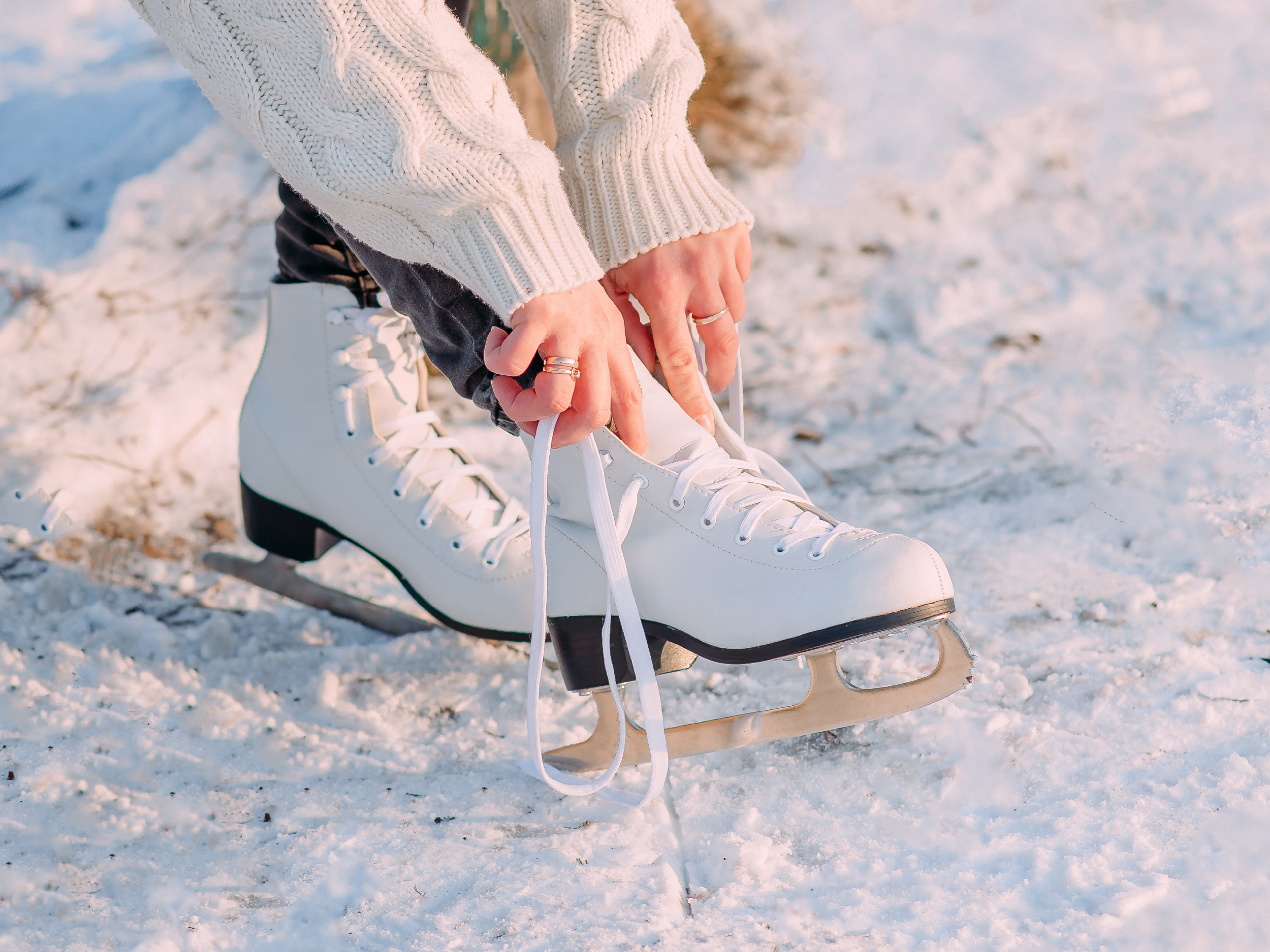 Siguldas novadā darbu uzsāk vairākas slidotavas