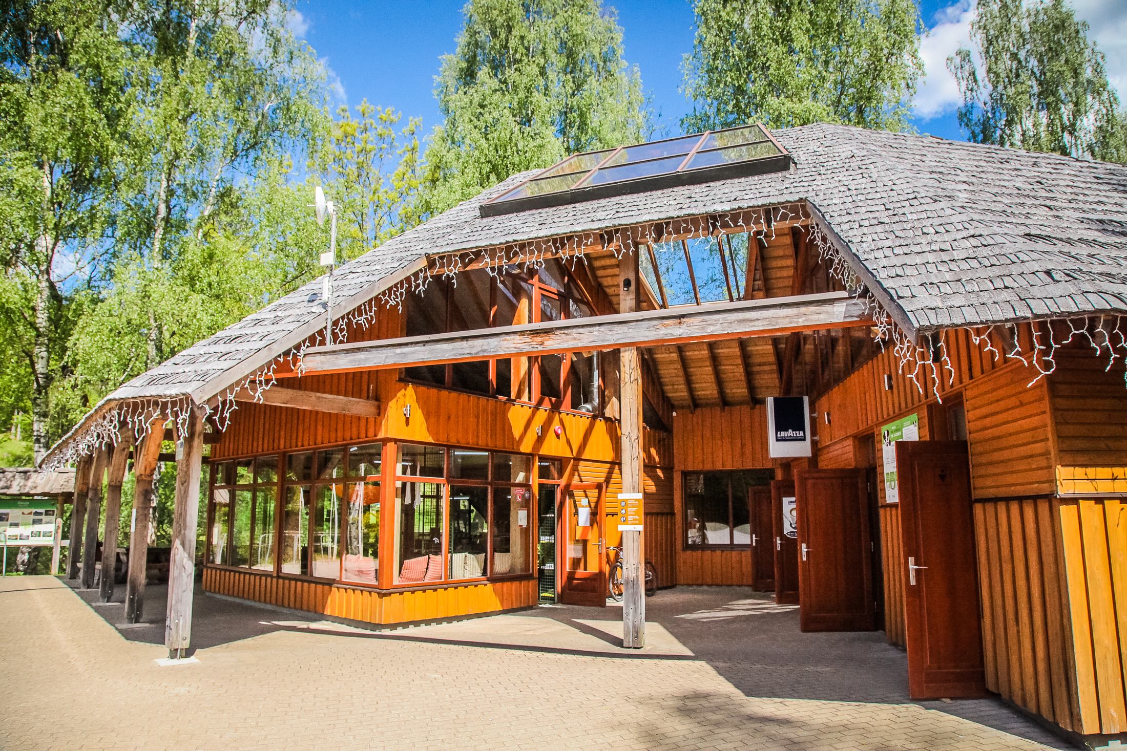 Izmaiņas stāvlaukuma pie Gaujas Nacionālā parka informācijas centra apmaksas kārtībā