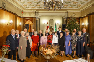 Sirsnīgā gaisotnē Siguldas Jaunajā pilī godināti Siguldas novada Zelta pāri