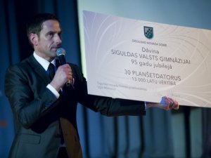 Siguldas Valsts ģimnāzijas 95 gadu jubilejas svinības (07.