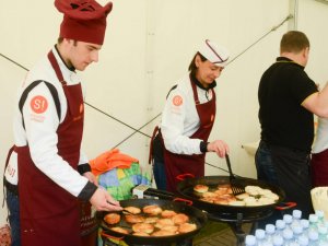 Novadnieku brokastis ar Siguldas novada Domes priekšsēdētāju Siguldas pils kompleksā