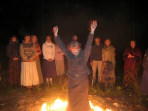 Pilnmēness rituāli Mežmuižas (Kaļķugravas) av