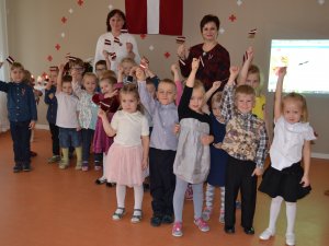 Latvijas 98. dzimšanas diena bērnudārzā