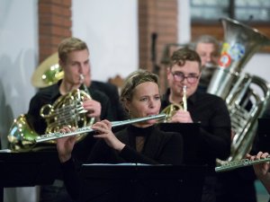 Siguldas Absolventu orķestra koncerts Siguldas Romas katoļu baznīcā