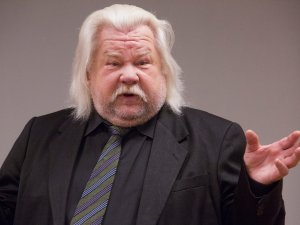 Saruna ar komponistu Valtu Pūci un aktieri Kasparu Pūci tikšanās vakaru ciklā „Mana laimes formula” Siguldas pagasta Kultūras namā