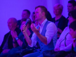 Jāņa Stībeļa koncerts „Sajūti!” koncertzālē „Baltais Flīģelis”