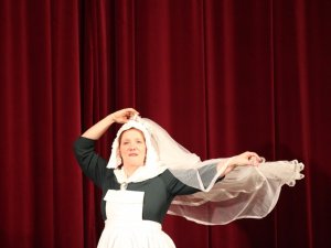 Allažu amatierteātra „Aka” izrāde „Dullais barons Bunduls” Allažu pagasta Tautas namā