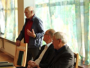 Tikšanās ar autobiogrāfijas „Iļģuciema pašpuikas stāsti” autoru Jūliju Krūmiņu