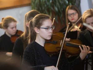 Siguldas Jauniešu kamerorķestra un Mākslu skolas „Baltais Flīģelis” kora Lieldienu koncerts Siguldas Romas katoļu baznīcā