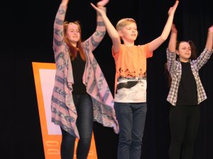 Mātes dienas koncerts Allažu pamatskolā