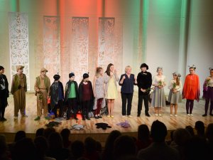 Teātra studijas audzēkņu pirmizrāde „Ikstīte” Mākslu skolā „Baltais Flīģelis”