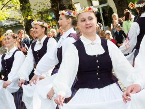 Siguldas novada svētki. Sadraudzības koncerts Pils ielā