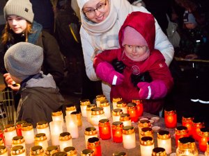 Lāčplēša dienas lāpu gājiens Siguldā