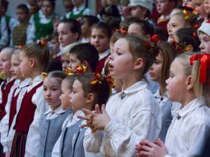 Siguldas 1.pamatskolas deju kolektīva „Purenīte” koncerts Siguldas pagasta Kultūras namā