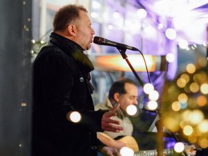 Ziemas koncertzāle. Igo un Tomasa Kleina koncerts Siguldas dzelzceļa stac