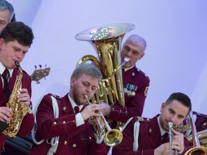 Nacionālo bruņoto spēku orķestra koncerts „Tev vienīgajai!” koncertzālē „Baltais Flīģelis