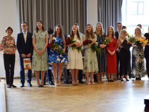 Pēdējais zvans Siguldas Valsts ģimnāzijas 12.klašu skolēniem