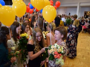 Pēdējais zvans Siguldas Valsts ģimnāzijas 9.klašu skolēniem