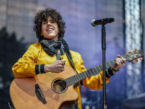 LP jeb Lauras Pergolici koncerts Siguldas pilsdrupu estrādē