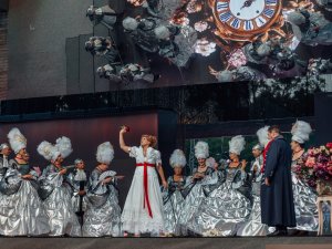 Siguldas Opermūzikas svētki. Umberto Džordāno operas „Andrē Šenjē” brīvdabas oriģināliestudējums Siguldas pilsdrupu estrādē