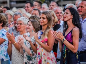 Siguldas Opermūzikas svētki. Galā koncerts „Marina Rebeka un Latvijas operas pērles” Siguldas pilsdrupu estrādē