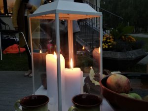 Brīvdabas kino vakars Siguldas novada bibliotēkā