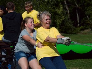 Labdarības pasākums „Kalniešu spēles” Svētku laukumā