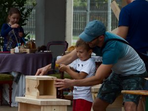 Tēva dienas pasākums ģimenēm un bērniem Siguldas pilsētas stadionā