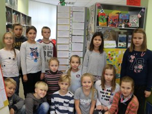 Rītausmas stundas lasījums „Ziemeļvalstu varoņi” kopā ar Sigulda pilsētas vidusskolas 3.a klasi Siguldas novada bibliotēkā