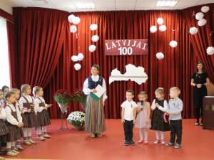 Latvijas simtgades svētki bērnudārzā „Ieviņa”