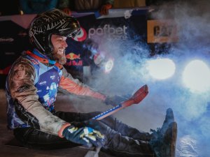 Sacensības šļūkšanā ar lāpstu „ShowelRace” VI sezonas 3.posms bobsleja un kamaniņu trasē „Sigulda”