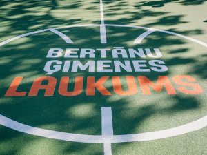 Dāvja Bertāna basketbola laukumu atklāšana Raiņa parkā